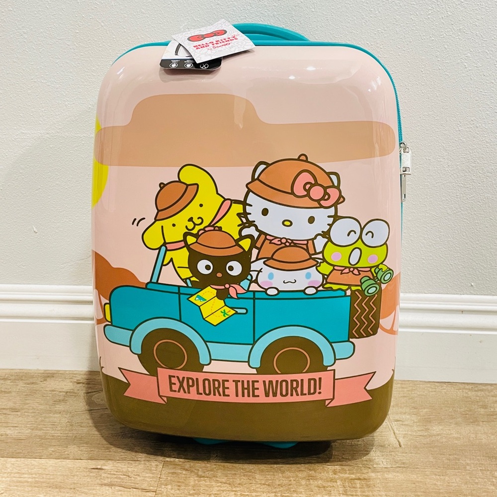 Hello Kitty and Friend Explore the World Hardshell Rolling Suitcase‎ 16.5"